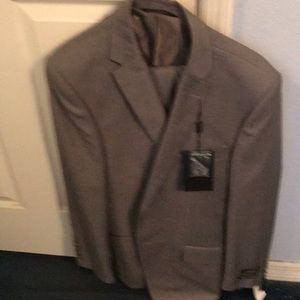 Grey 2 piece suit coat size 42R /pants 42R 36W